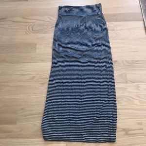 Stem maxi skirt